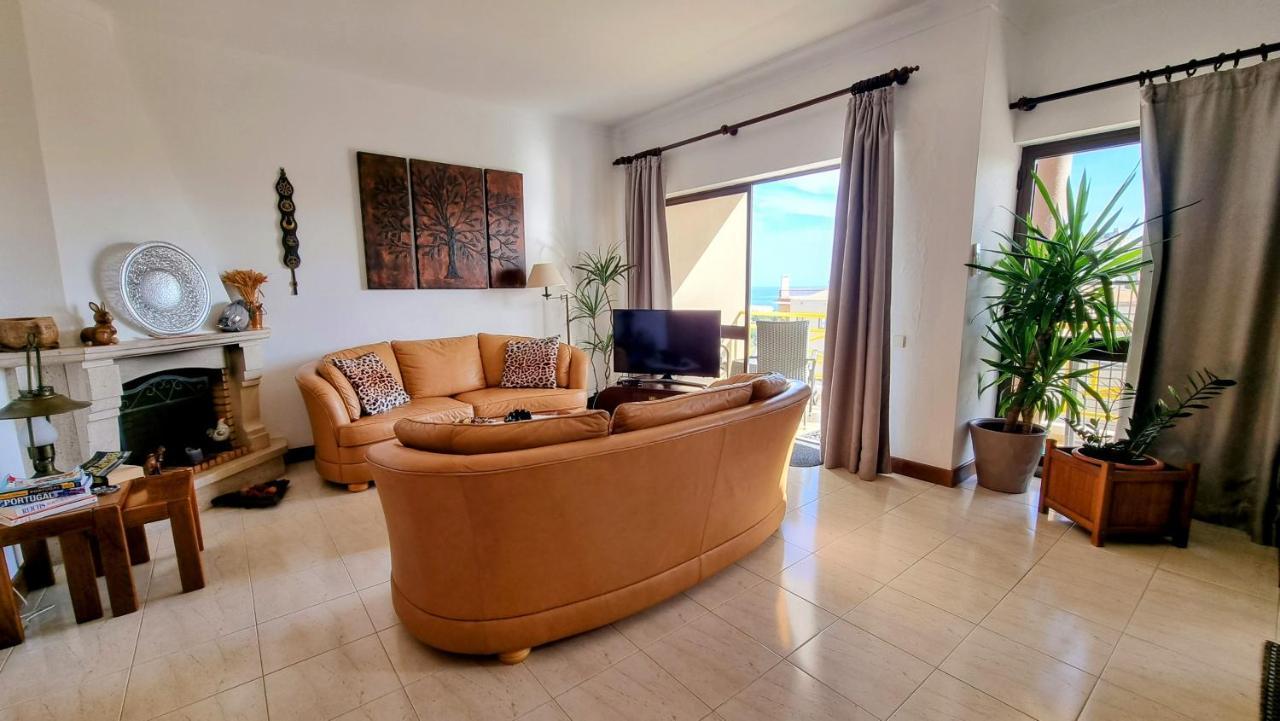 Apartmento Praia Da Dona Ana Lagos Kültér fotó