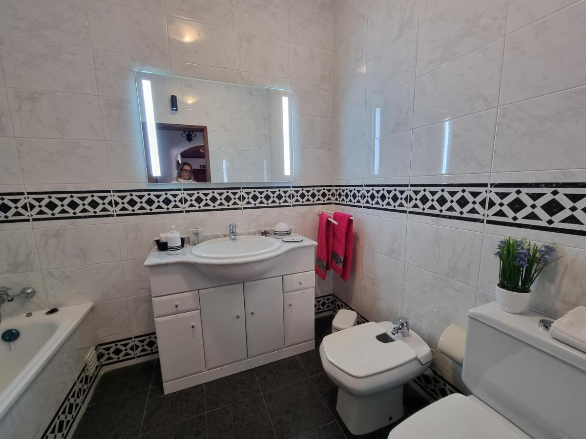 Apartmento Praia Da Dona Ana Lagos Kültér fotó