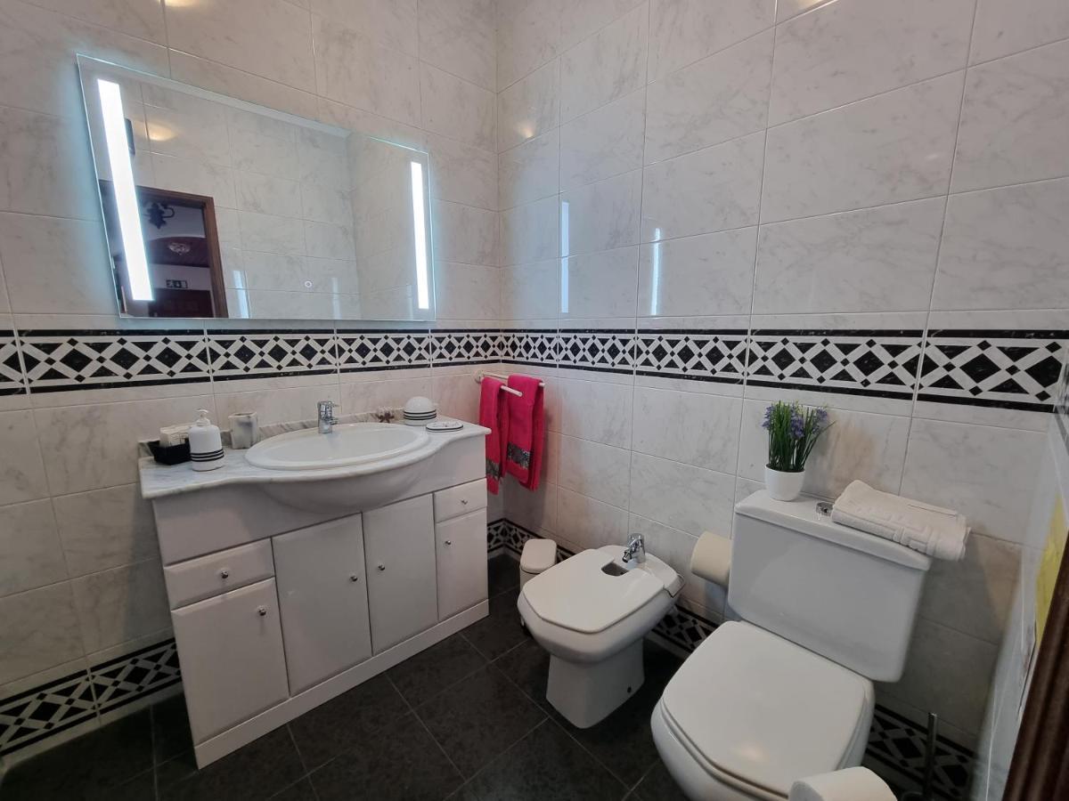 Apartmento Praia Da Dona Ana Lagos Kültér fotó