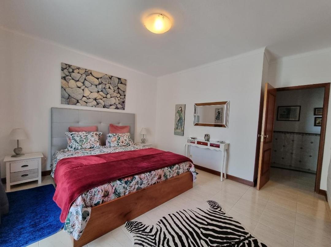 Apartmento Praia Da Dona Ana Lagos Kültér fotó