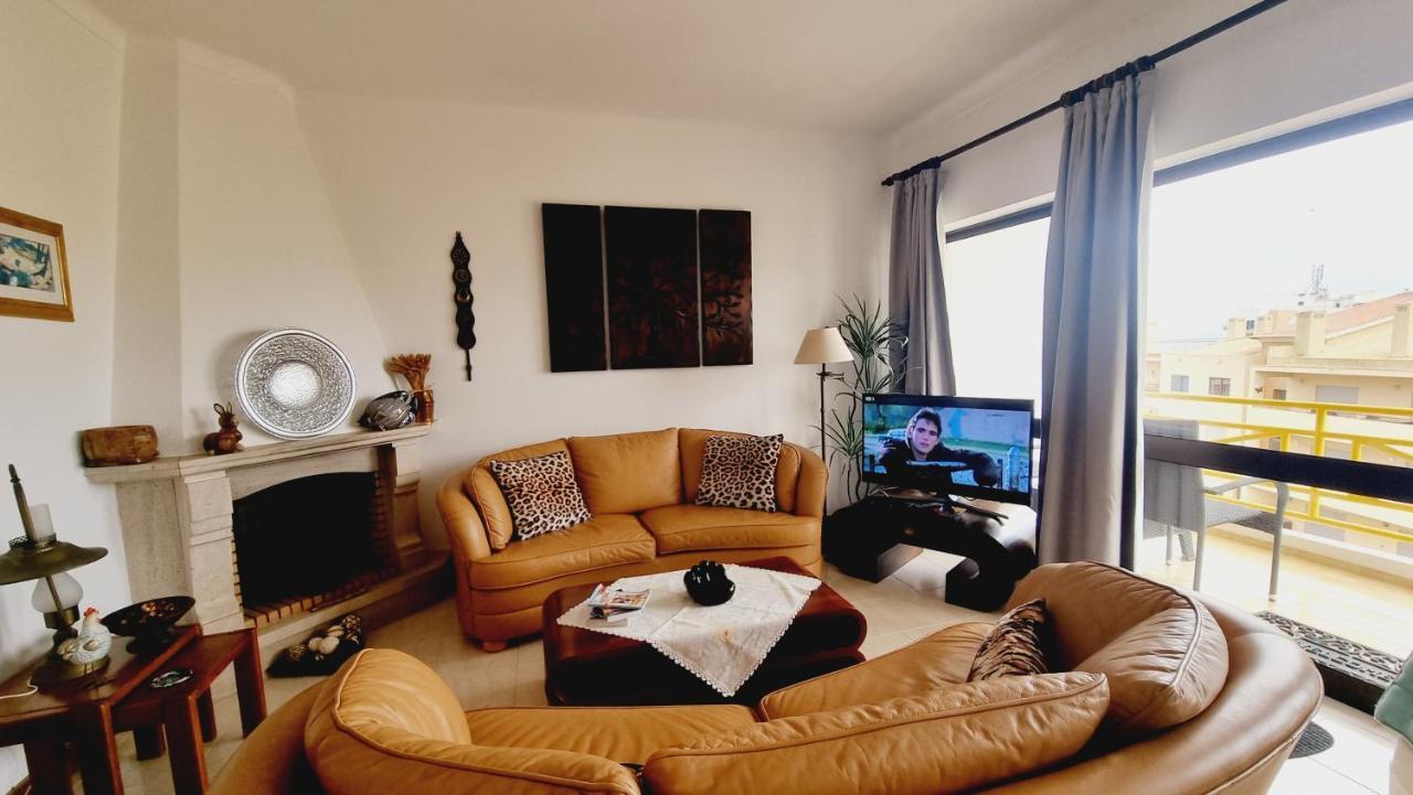 Apartmento Praia Da Dona Ana Lagos Kültér fotó
