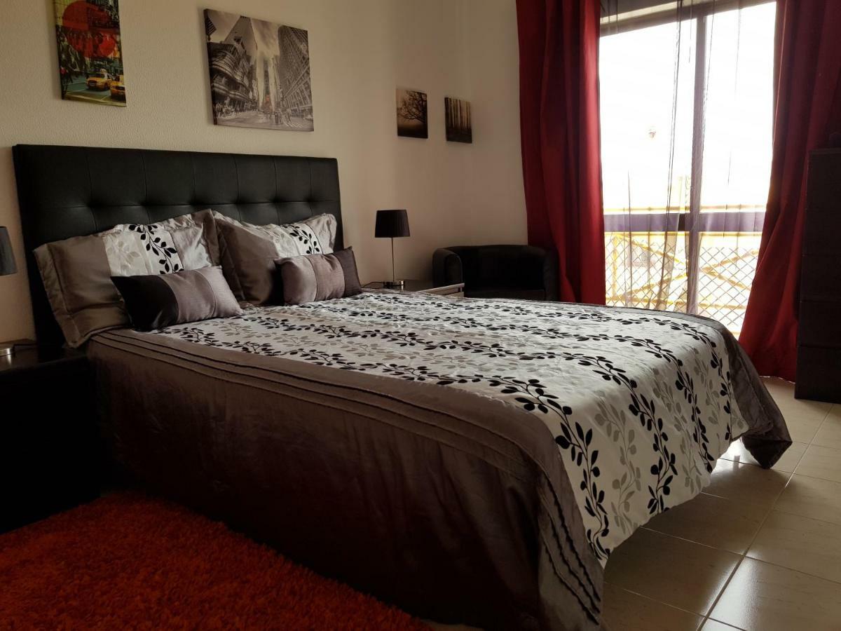 Apartmento Praia Da Dona Ana Lagos Kültér fotó
